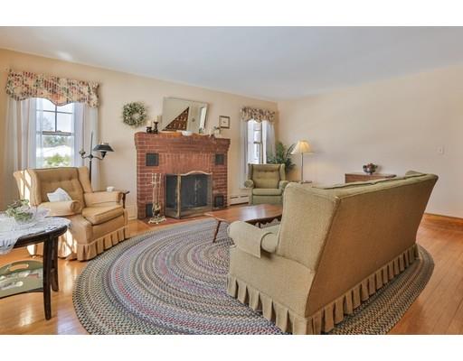 4 Vineyard Ave, Clinton, MA 01510 photo 9