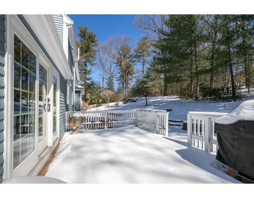 26 Thoreau Cir, Beverly, MA 01915 photo 4