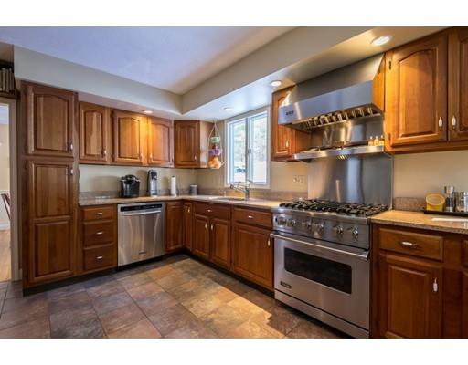 26 Thoreau Cir, Beverly, MA 01915 photo 7
