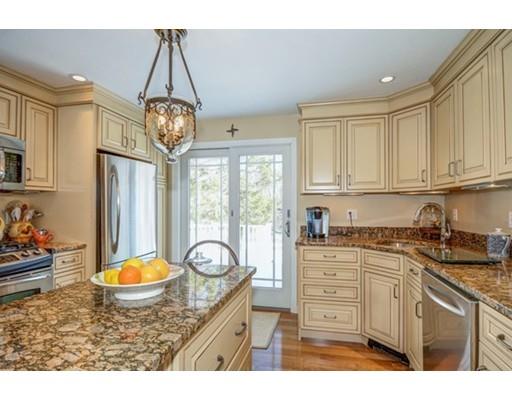 75 Trinity Ave, Worcester, MA 01605 photo 4