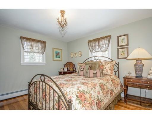 75 Trinity Ave, Worcester, MA 01605 photo 14
