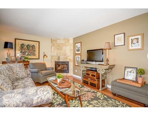 75 Trinity Ave, Worcester, MA 01605 photo 9