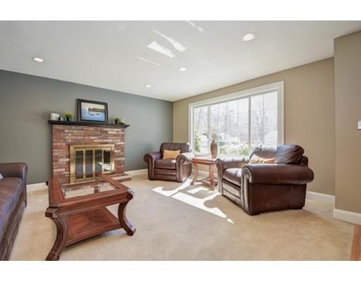16 Hazeltine Rd, Upton, MA 01568 photo 9