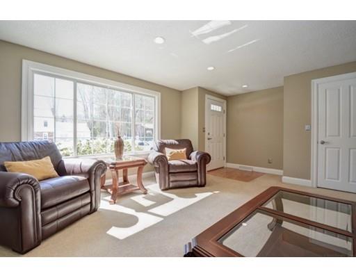 16 Hazeltine Rd, Upton, MA 01568 photo 10