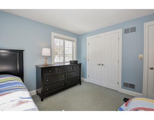 16 Hazeltine Rd, Upton, MA 01568 photo 23