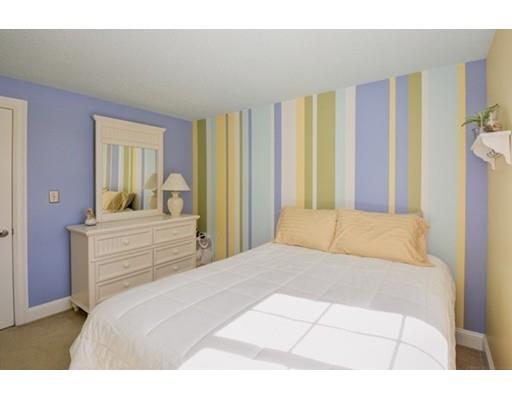 16 Hazeltine Rd, Upton, MA 01568 photo 21
