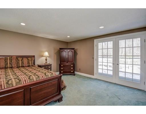 16 Hazeltine Rd, Upton, MA 01568 photo 17