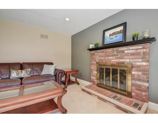 16 Hazeltine Rd, Upton, MA 01568 photo 11