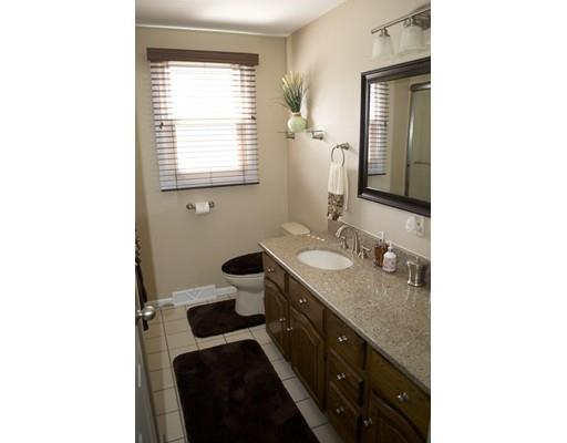 97 Arnold St, Chicopee, MA 01013 photo 19
