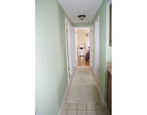 97 Arnold St, Chicopee, MA 01013 photo 9