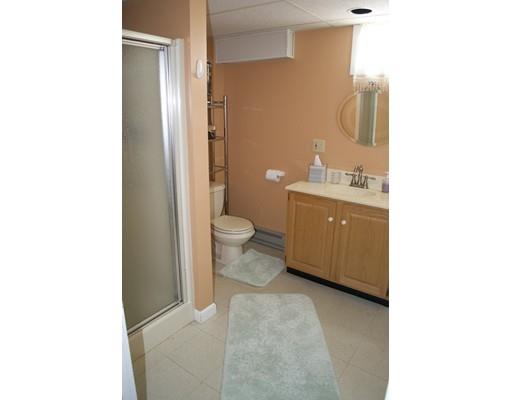 97 Arnold St, Chicopee, MA 01013 photo 21