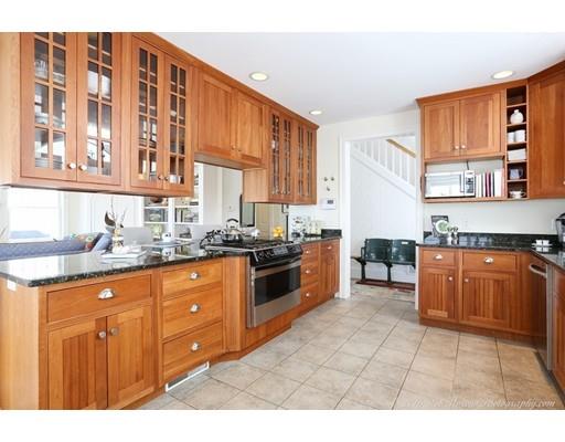 16 Gloria St, Newburyport, MA 01950 photo 10