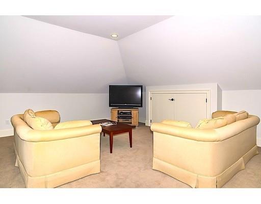 24 Ellicott St, Needham, MA 02492 photo 25