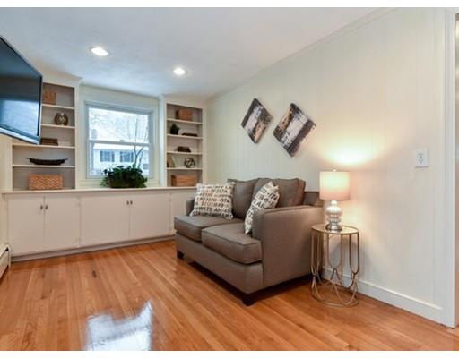 1044 Webster St, Needham, MA 02492 photo 9