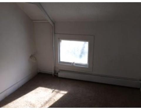 61 Varley St, Fall River, MA 02723 photo 4