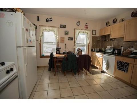 19 Granite St, Webster, MA 01570 photo 2