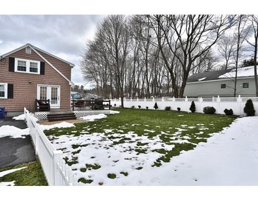 5 Erickson St, Stoneham, MA 02180 photo 3
