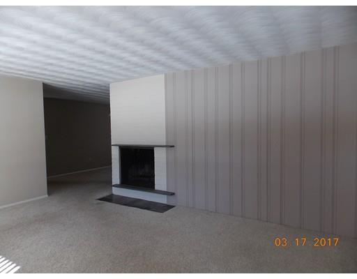 70 Gregory Rd, Framingham, MA 01701 photo 4