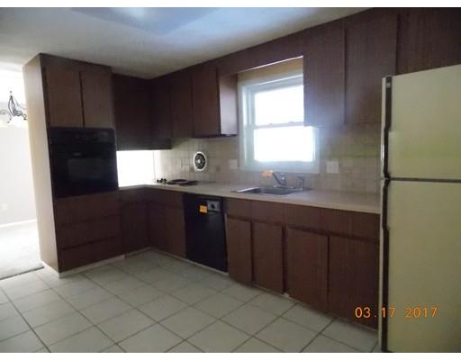 70 Gregory Rd, Framingham, MA 01701 photo 2