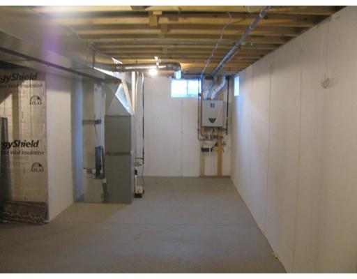 132 Tiffany, Springfield, MA 01108 photo 16
