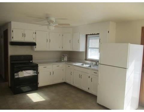 113 Cass Cir, Athol, MA 01331 photo 7