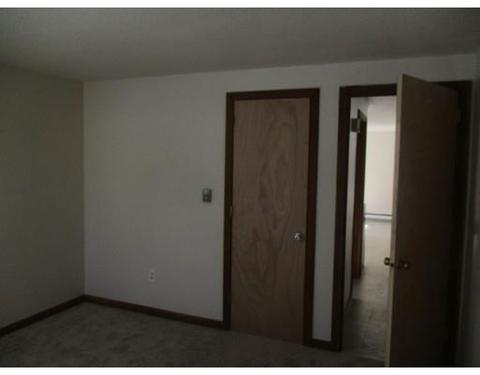 113 Cass Cir, Athol, MA 01331 photo 12