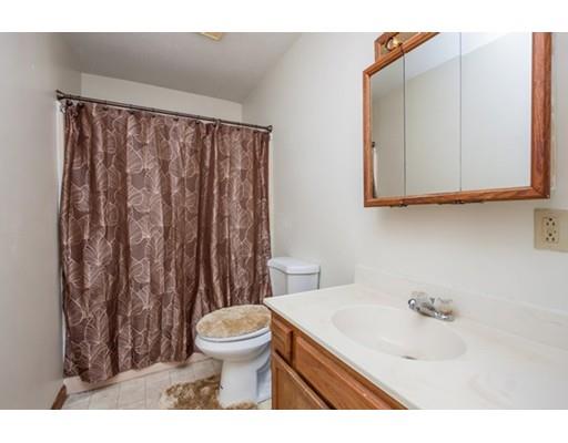 54 Herbert Ave, Springfield, MA 01119 photo 13
