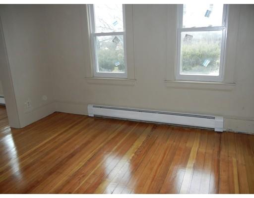 93 Berkeley St, Lawrence, MA 01841 photo 5