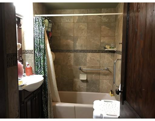 18 Governor St, Springfield, MA 01104 photo 10