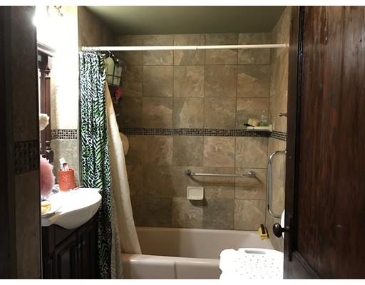 18 Governor St, Springfield, MA 01104 photo 9