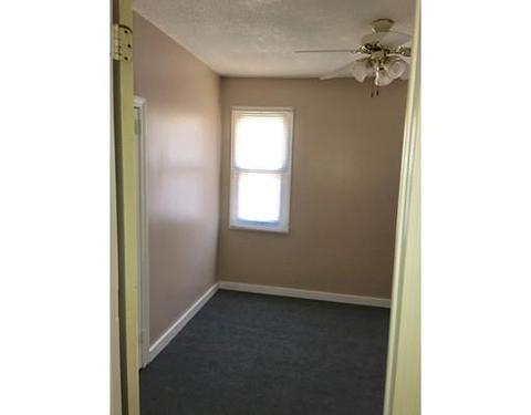 31 Emily St, Springfield, MA 01109 photo 14