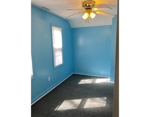 31 Emily St, Springfield, MA 01109 photo 11