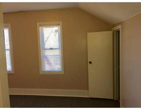 31 Emily St, Springfield, MA 01109 photo 13