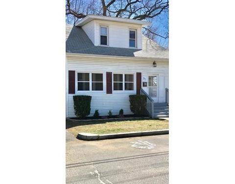 31 Emily St, Springfield, MA 01109 photo 2