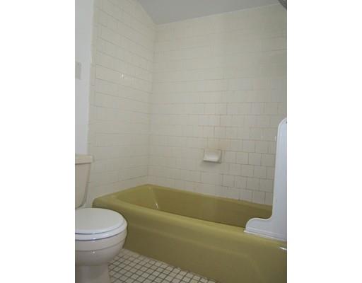 27 Chrome St, Worcester, MA 01604 photo 16
