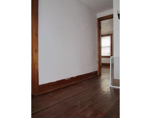 27 Chrome St, Worcester, MA 01604 photo 17
