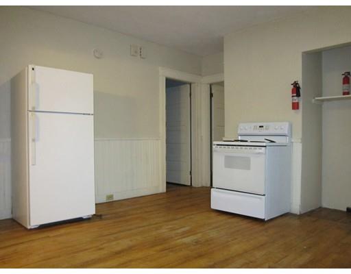 27 Chrome St, Worcester, MA 01604 photo 5