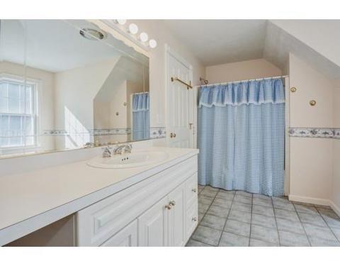 117 South St, Upton, MA 01568 photo 25