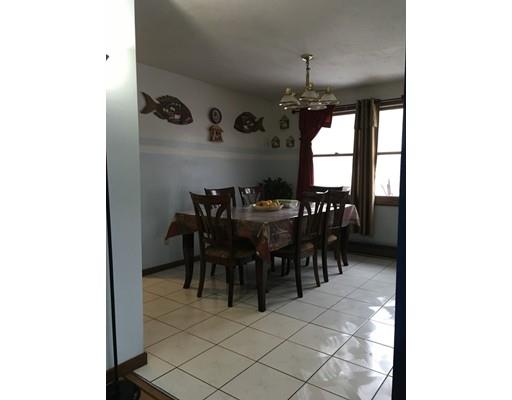 7 Monfort St, Worcester, MA 01604 photo 6