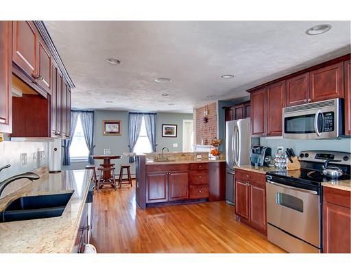 12 Whitins Rd, Sutton, MA 01590 photo 5