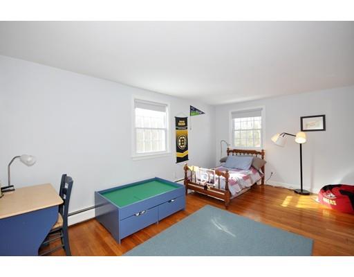 4 Broadview St, Acton, MA 01720 photo 6