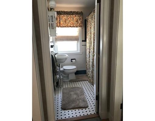 23 Eustis St, Saugus, MA 01906 photo 12
