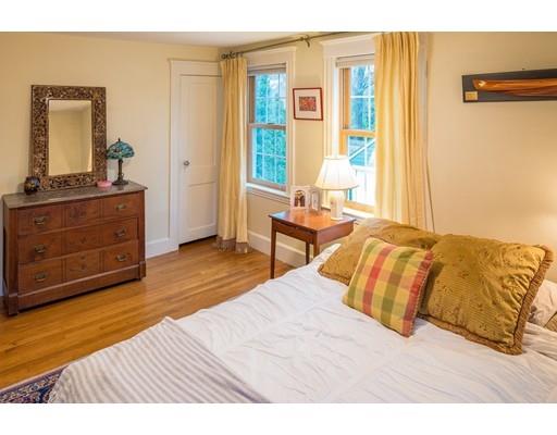 8 Cliffside Rd, Marblehead, MA 01945 photo 13