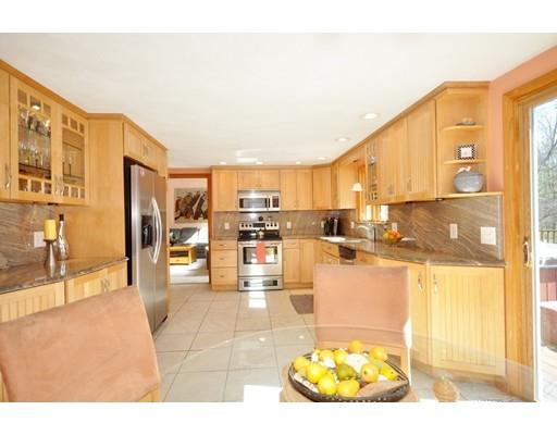 174 Hudson Rd, Stow, MA 01775 photo 6