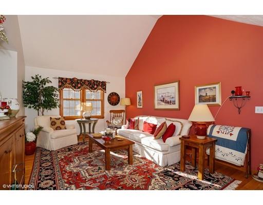 93 Surf Dr, Mashpee, MA 02649 photo 5