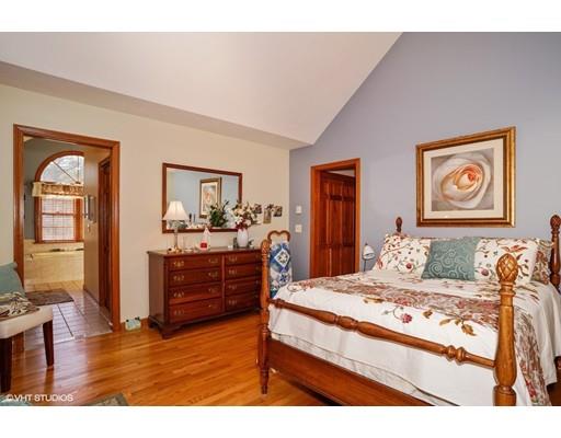 93 Surf Dr, Mashpee, MA 02649 photo 11