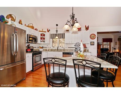 93 Surf Dr, Mashpee, MA 02649 photo 2