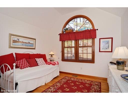 93 Surf Dr, Mashpee, MA 02649 photo 13