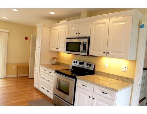 44 Oakridge Rd, Reading, MA 01867 photo 11