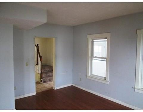 3 Thayer St, Worcester, MA 01603 photo 8